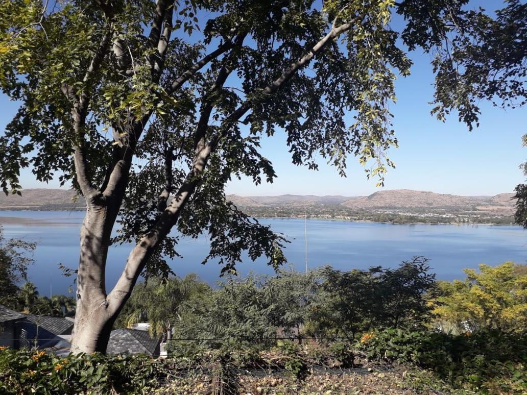 Hartbeespoortdam Lodge 외부 사진